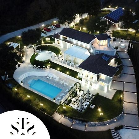 Tenuta Santo Stefano Azienda Agrituristica Santo Stefano del Sole エクステリア 写真