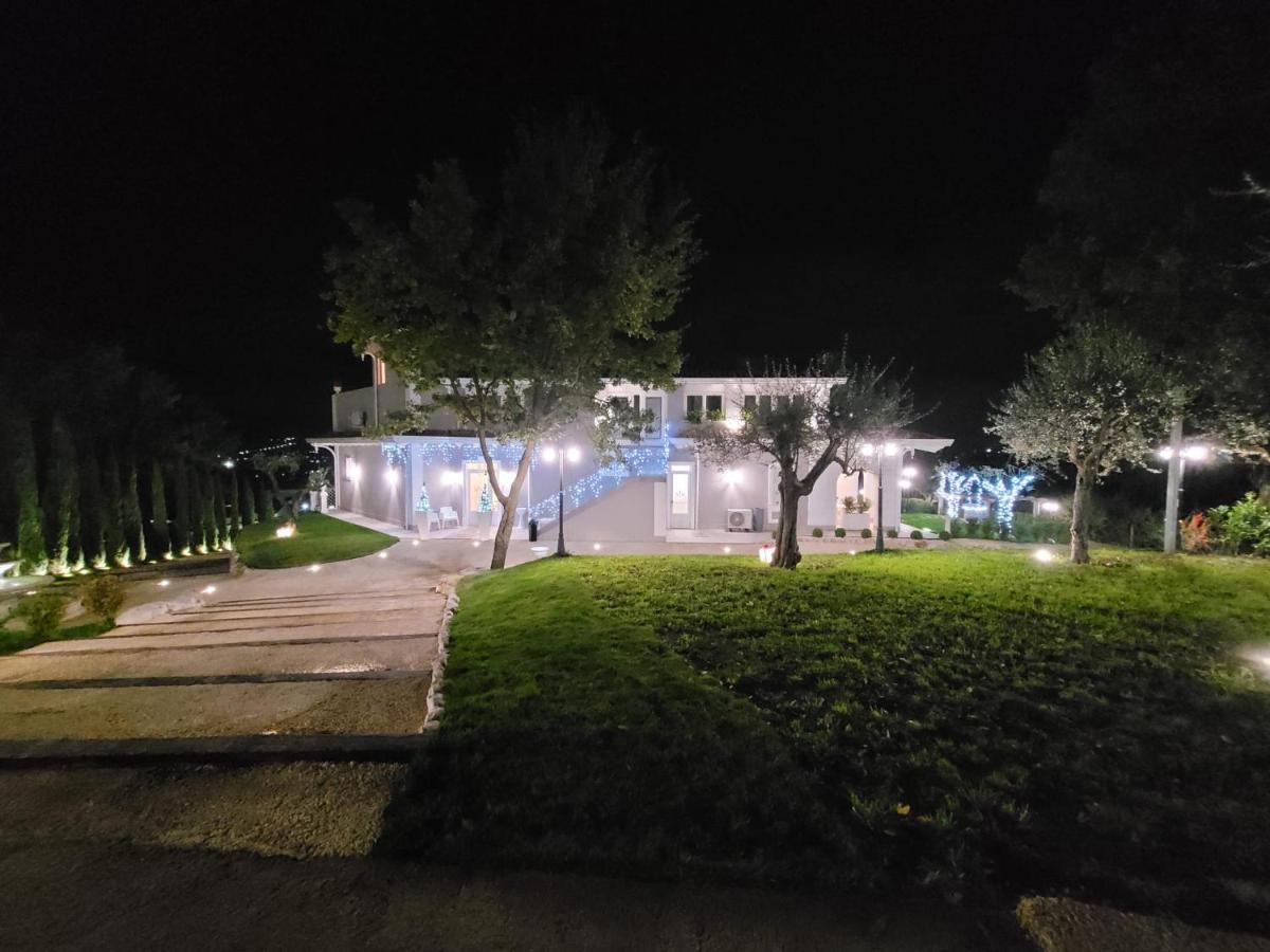 Tenuta Santo Stefano Azienda Agrituristica Santo Stefano del Sole エクステリア 写真