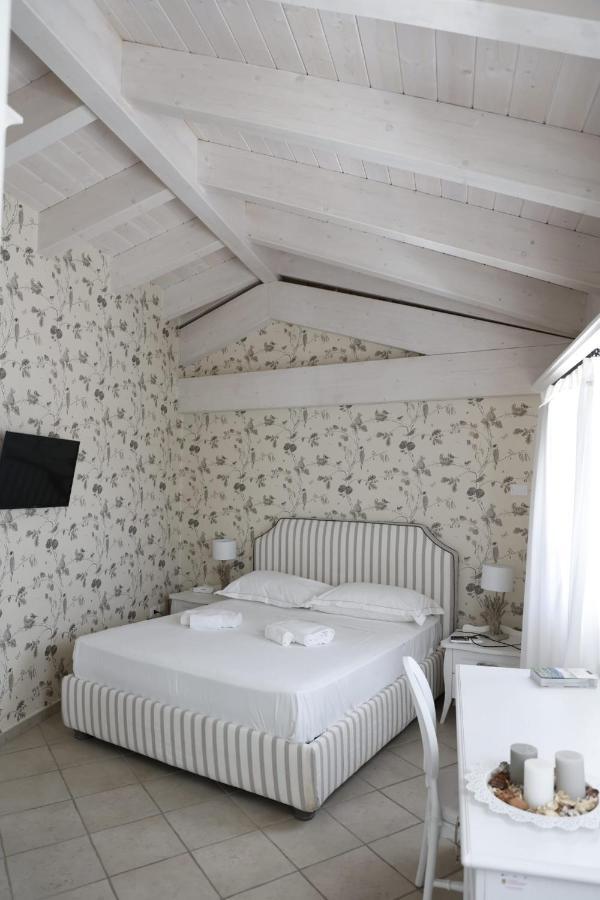 Tenuta Santo Stefano Azienda Agrituristica Santo Stefano del Sole エクステリア 写真